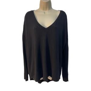 Express One Eleven Women’s Long‎ Sleeve Deep V-Neck Knit Top Color Black Size M